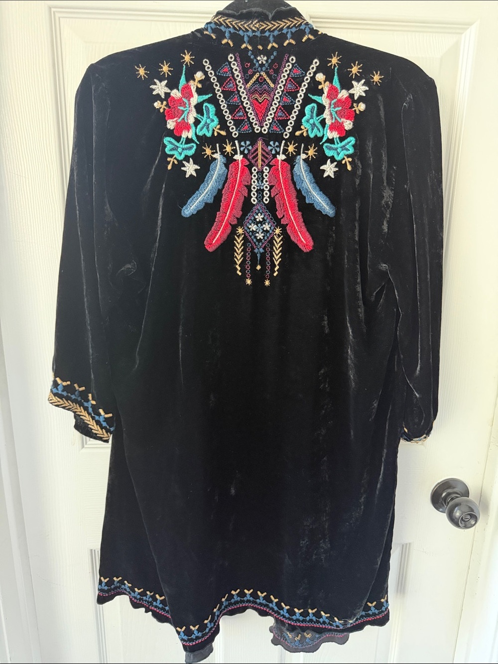 Johnny Was Black Velvet Open-Front Embroidered kimono - Picture 6 of 6